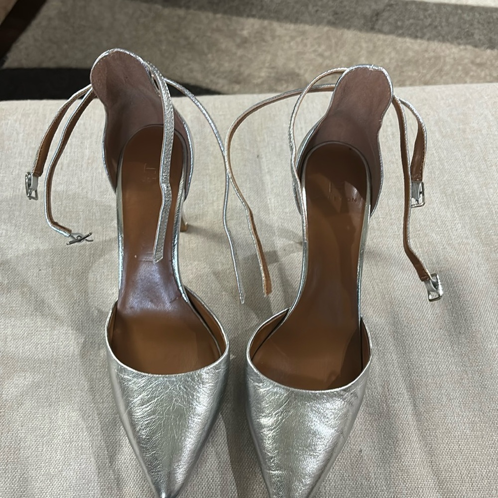 H by Halston “London” Silver Leather High Heel Ankle Strap Pump Sz 8
#12